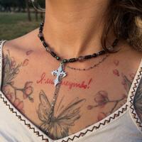 Collana con una croce