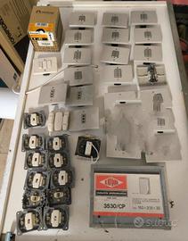 materiale elettrico nuovo anni '70