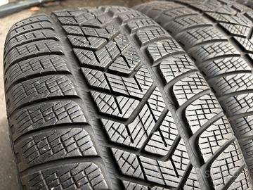 235/55/18 Pirelli invernali