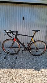 Bici da corsa in carbonio