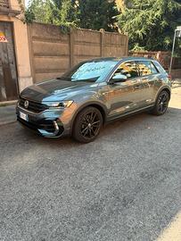 VW T- ROC R 300 CV CON SOLO 10900 KM