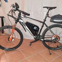 Mountain-bike elettrica KTM