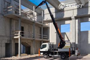 Gru compatta su autocarro BG Lift T400