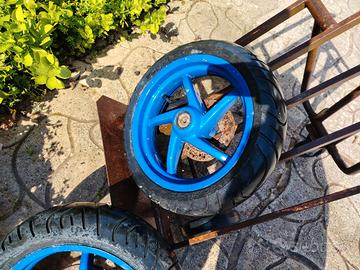 cerchio anteriore completo aprilia sr 50 dal 2000