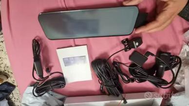 specchietto retrovisore dashcam
