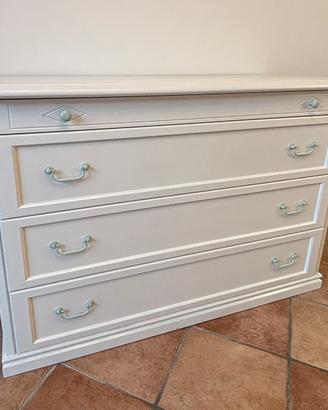Cassettiera in legno