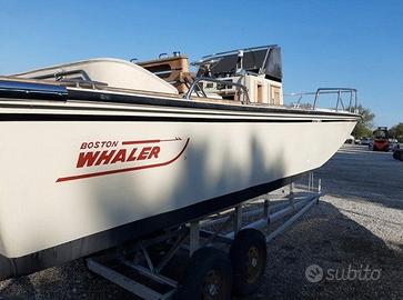 BOSTON WHALER Outrage 22