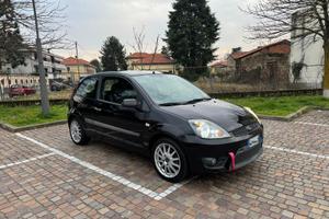 Ford fiesta S neopatentati