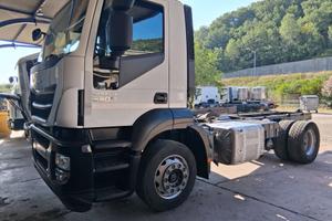 Iveco Stralis 330