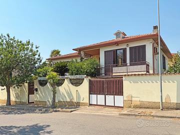 Zona residenziale- Villetta libera su quattro lati