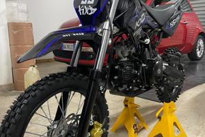 Pit bike 125 KXD Pro 2025 4 tempi