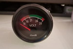 Voltmetro 24v da cruscotto dia 52mm