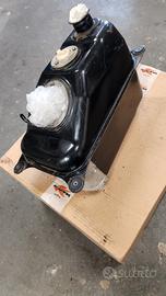 serbatoio burgman 400 