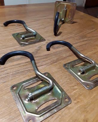 4 ganci nuovi per bici