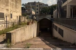 Immobile di 835 m² a Cercola