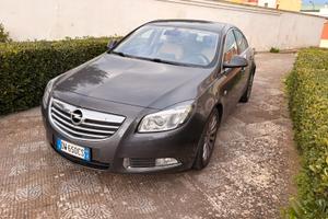 Insignia automatica impeccabile 2009