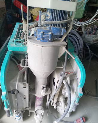 Macchina automatica per intonaco