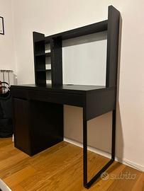 Scrivania MICKE Nera (105x50 cm)
