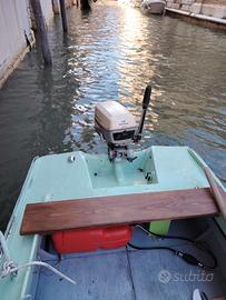Barca in legno 