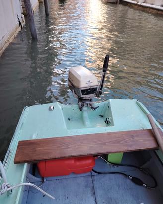 Barca in legno 