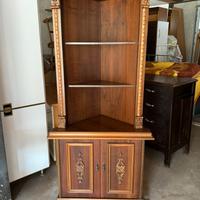 Angoliera in legno e angoliera piccola