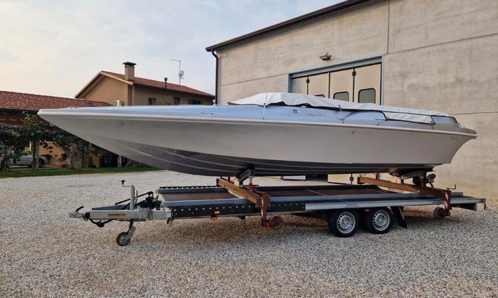 Barca usata Motoscafo Offshore Semicabinato