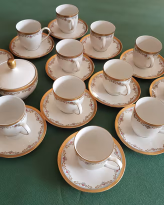 Servizio da caffe Bavaria decorato con oro zecchin