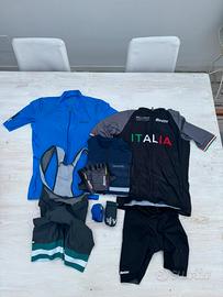 2 completi santini + accessori