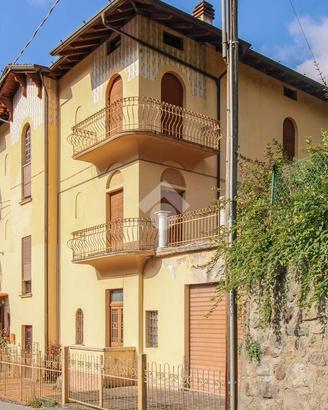 PORZIONE DI BIFAMILIARE A BOVEGNO