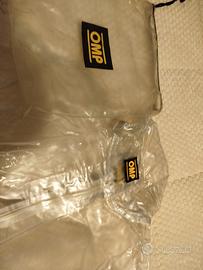 vestiario per go-kart tuta pioggino ecc.