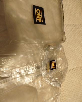 vestiario per go-kart tuta pioggino ecc.