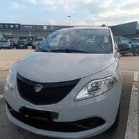 Lancia Y elefantino blu anno 2017 km 73000