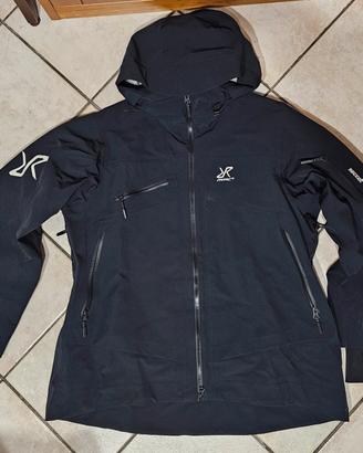 Giacca alpina RevolutionRace ad alte prestazioni