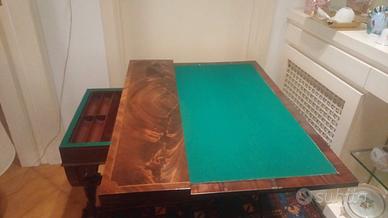 Tavolino da gioco