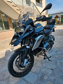 Bmw gs 1200 lc triple black  2016
