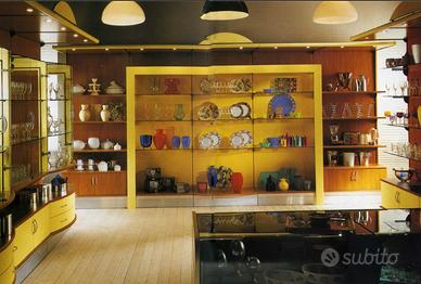 Vetrine Mobili Arredo Per Negozio Scaffali