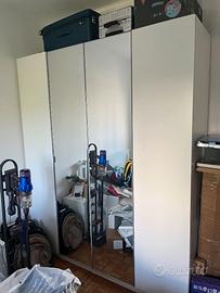 Armadio Ikea Pax con specchio