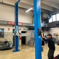 Sollevatore auto e furgoni 2 colonne da 5500Kg