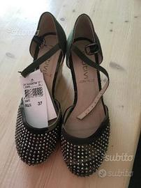 Sandali Motivi con zeppa