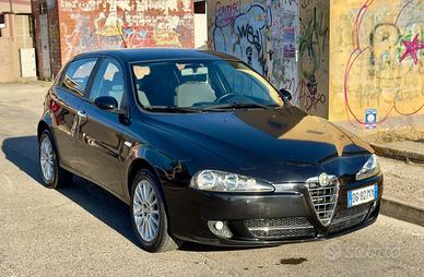 Alfa Romeo 147 1.9 JTD M-JET 16V 5 porte Dist.