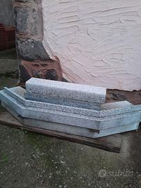 Rivestimento  in granito per caminetto