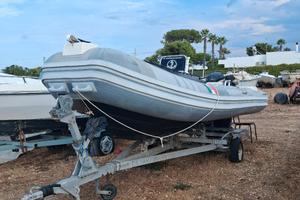 gommone sacs 550