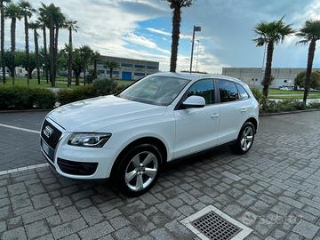 Audi Q5 2.0 tfsi quattro