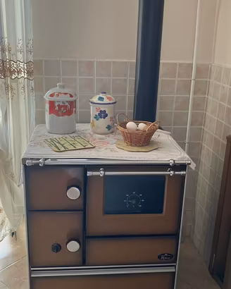 Cucina economica a legna ROYAL (Gruppo Palazzetti)