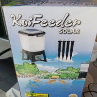 distributore automatico di cibo per pesci