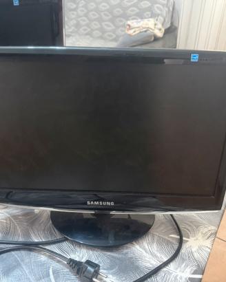 Tv/Monitor samsung 19 pollici
