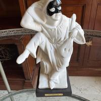 Statua “Pulcinella” in porcellana Flavia