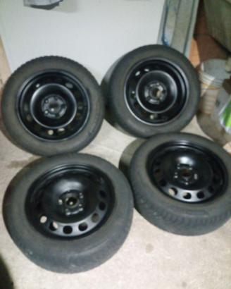 Cerchi per termiche Audi A3 VW Skoda