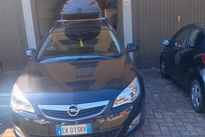 Opel Astra station wagon 