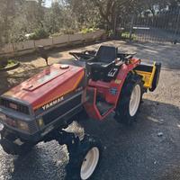 TRATTORE + TRINCIA 30CV 4×4
